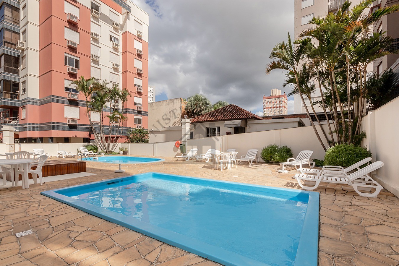 Apartamento 3 quartos para Venda no bairro Partenon em Porto Alegre