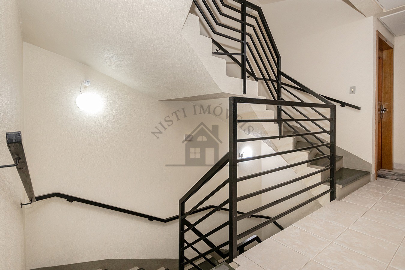 Apartamento 3 quartos para Venda no bairro Partenon em Porto Alegre