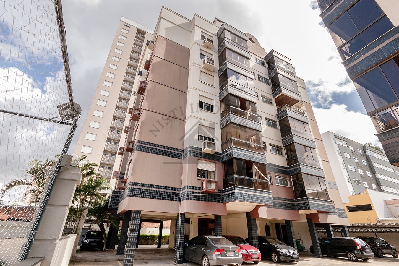 Apartamento 3 quartos para Venda no bairro Partenon em Porto Alegre