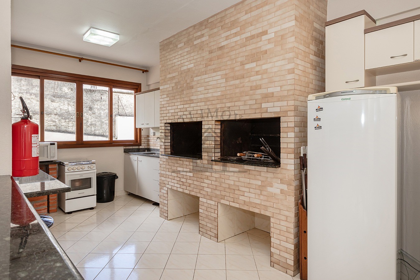 Apartamento 3 quartos para Venda no bairro Partenon em Porto Alegre