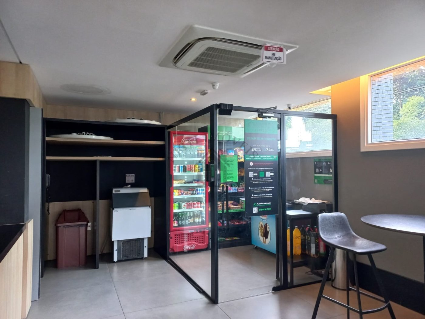 Apartamento 3 quartos para Venda no bairro Jardim Lindóia em Porto Alegre