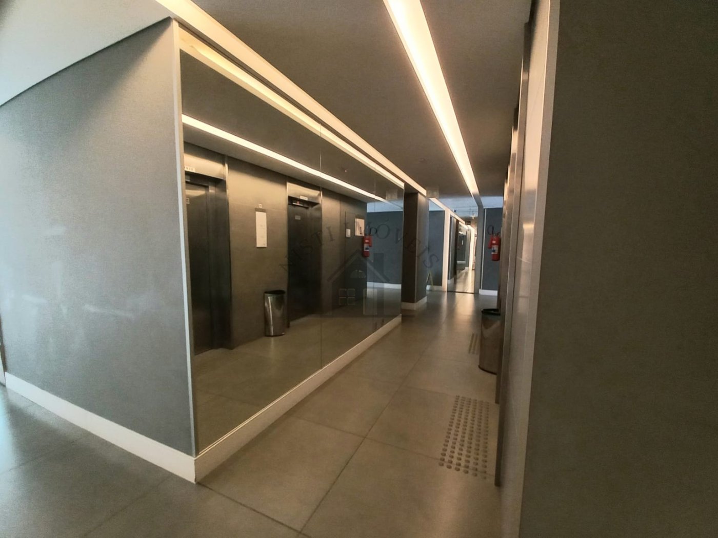 Apartamento 3 quartos para Venda no bairro Jardim Lindóia em Porto Alegre