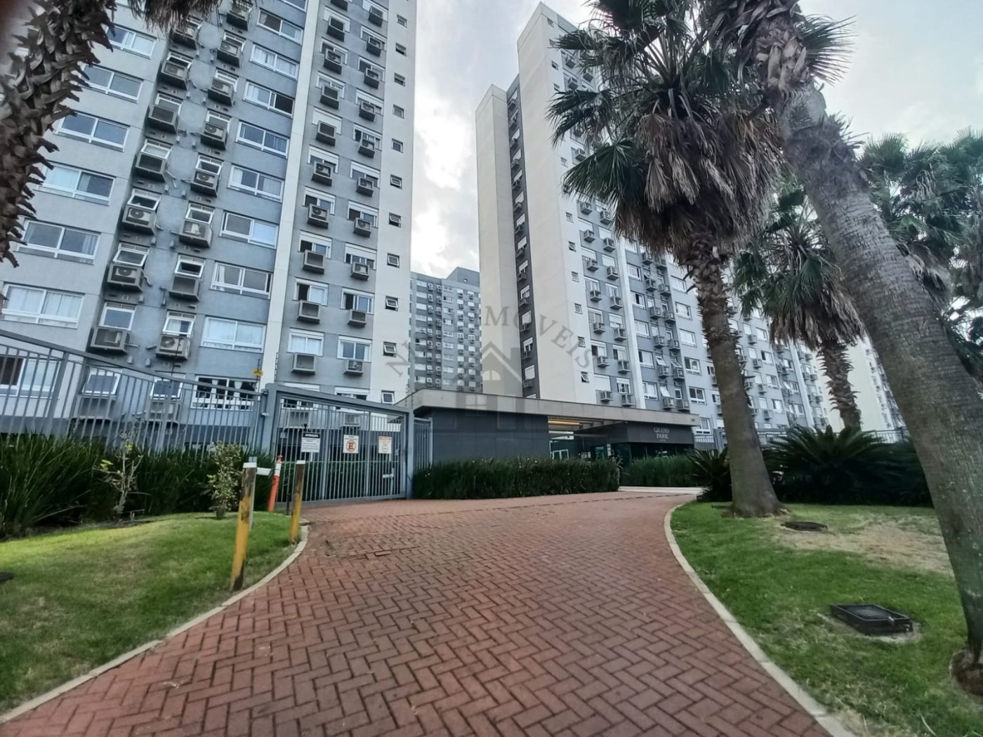 Apartamento 3 quartos para Venda no bairro Jardim Lindóia em Porto Alegre