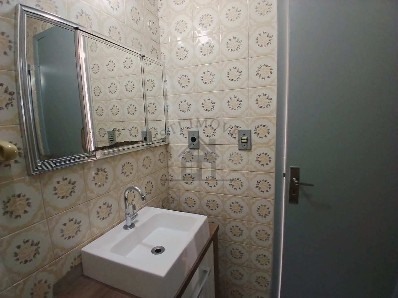 Apartamento 2 quartos para Venda no bairro Vila Ipiranga em Porto Alegre