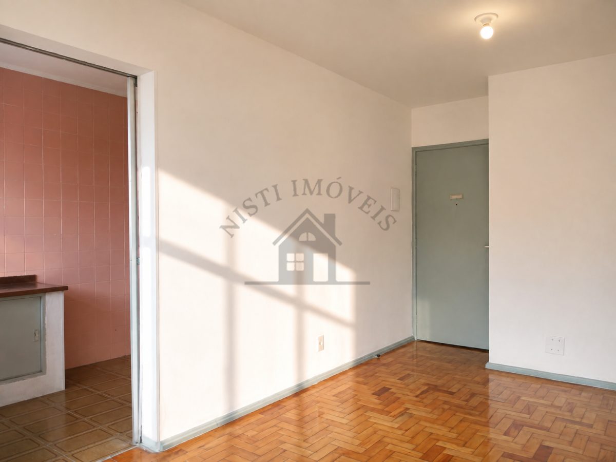 Apartamento 2 quartos para Venda no bairro Vila Ipiranga em Porto Alegre