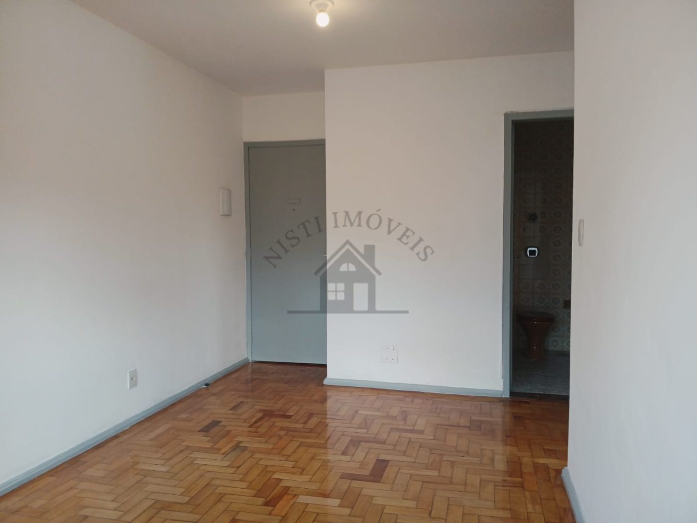 Apartamento 2 quartos para Venda no bairro Vila Ipiranga em Porto Alegre