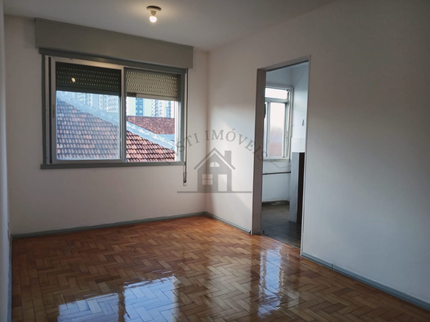 Apartamento 2 quartos para Venda no bairro Vila Ipiranga em Porto Alegre