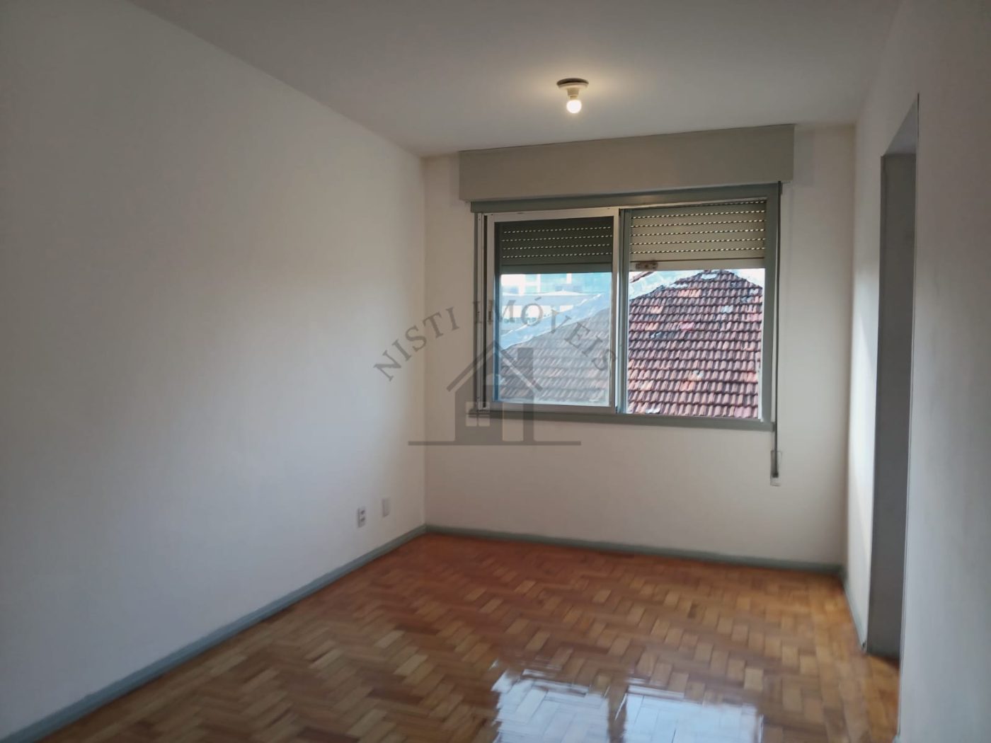 Apartamento 2 quartos para Venda no bairro Vila Ipiranga em Porto Alegre