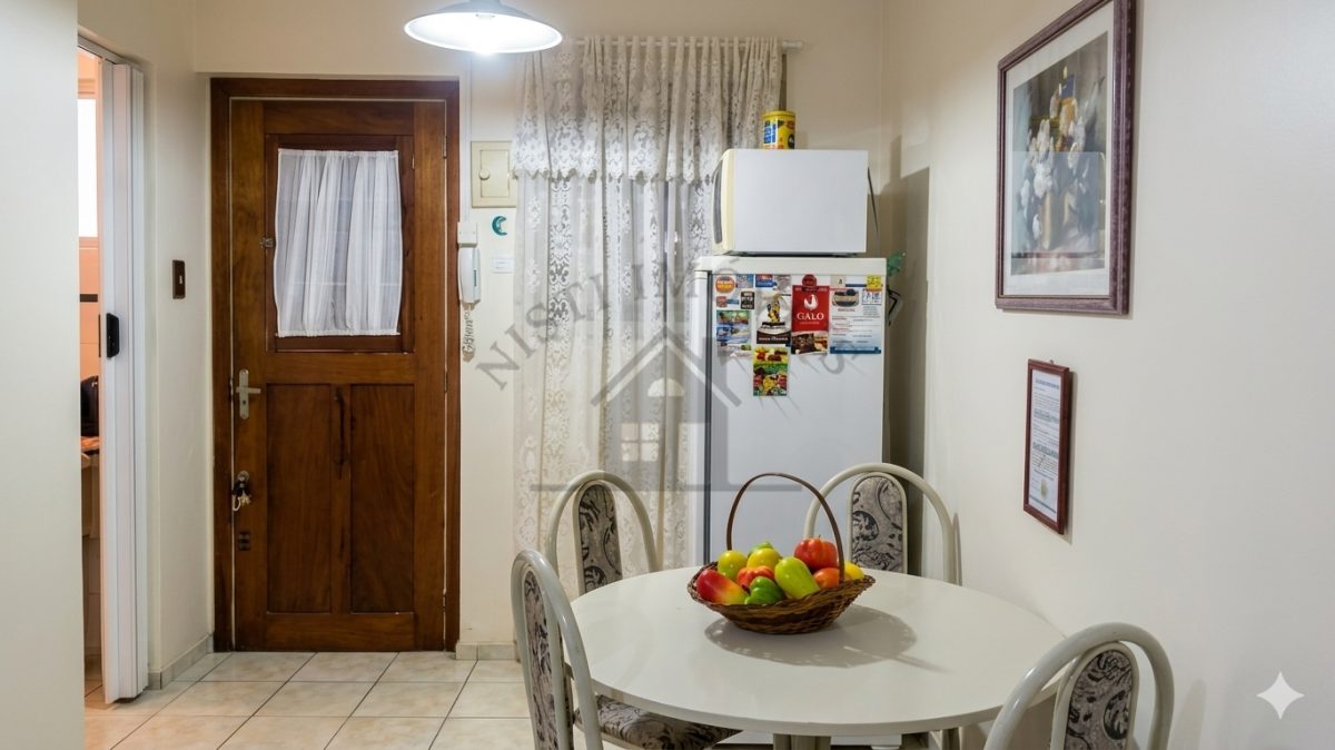VENDE-SE APARTAMENTO VISTA MAR CENTRO CAPÃO DA CANOA