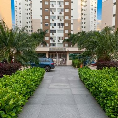 Apartamento 3 quartos para Venda no bairro Vila Ipiranga em Porto Alegre