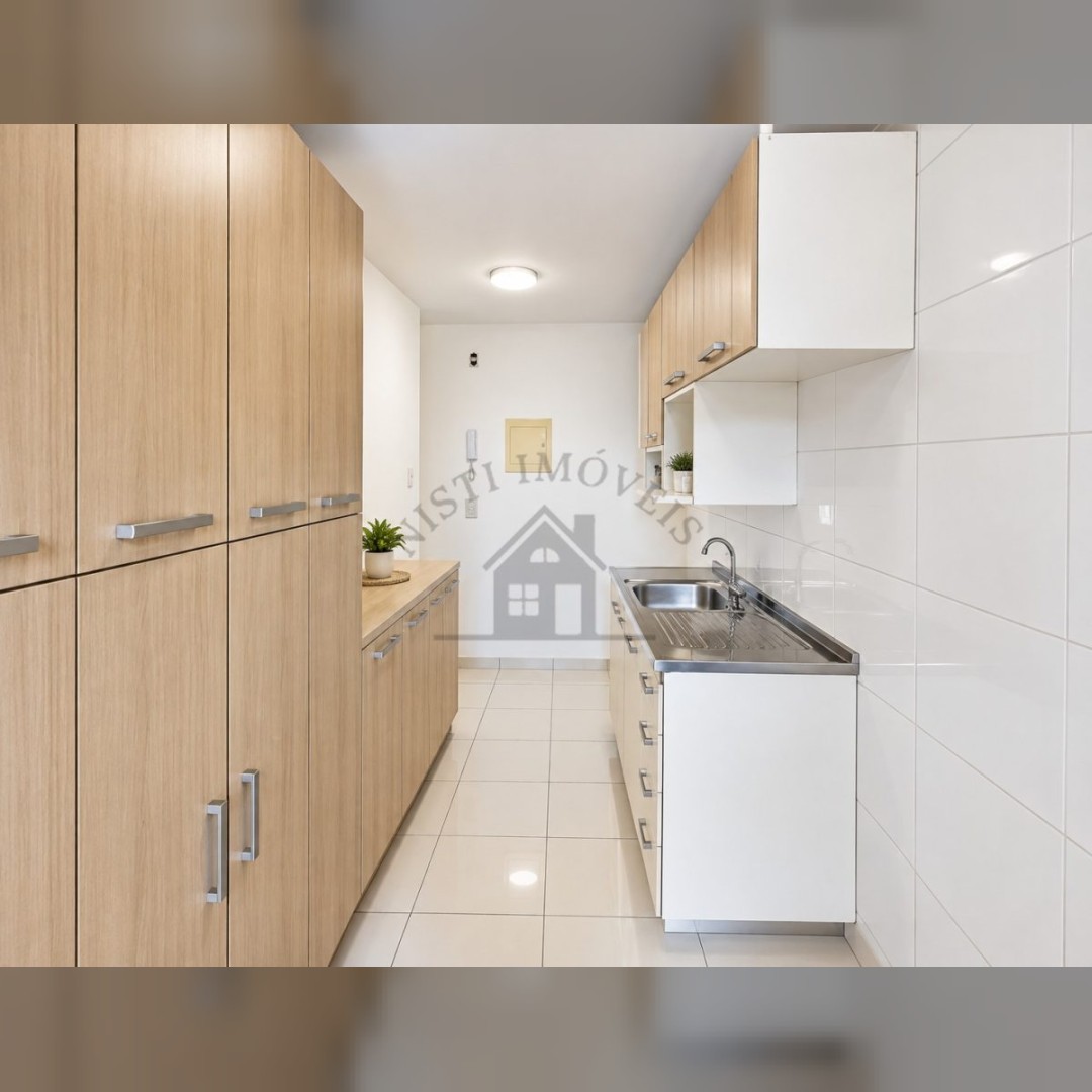 Apartamento 3 quartos para Venda no bairro Vila Ipiranga em Porto Alegre