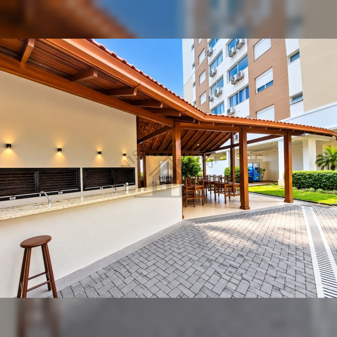 Apartamento 3 quartos para Venda no bairro Vila Ipiranga em Porto Alegre
