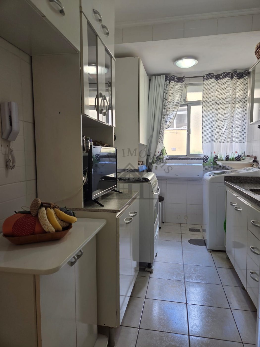 Apartamento 1 quarto para Venda no bairro Vila Ipiranga em Porto Alegre