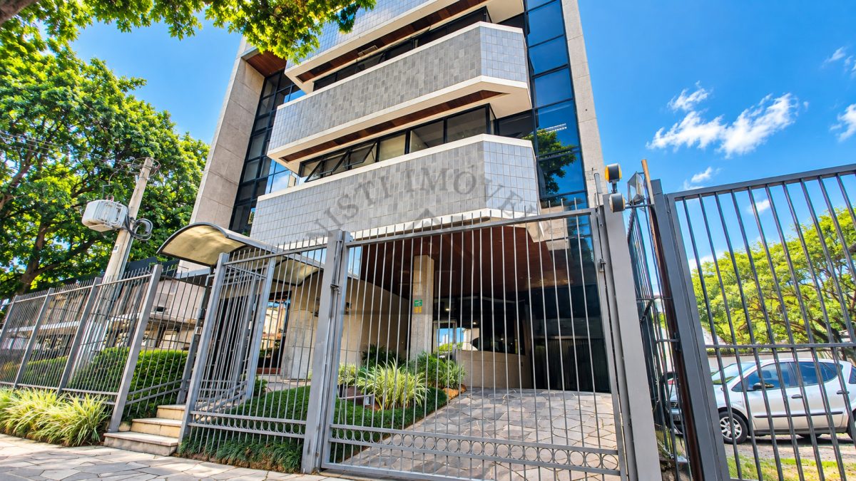 SALA COMERCIAL - BAIRRO NOBRE DE PORTO ALEGRE