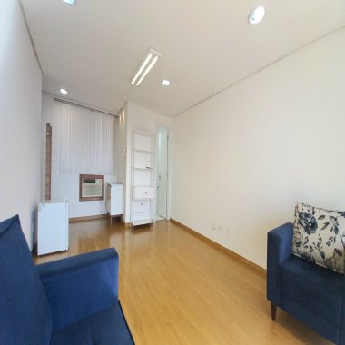 SALA COMERCIAL - BAIRRO NOBRE DE PORTO ALEGRE