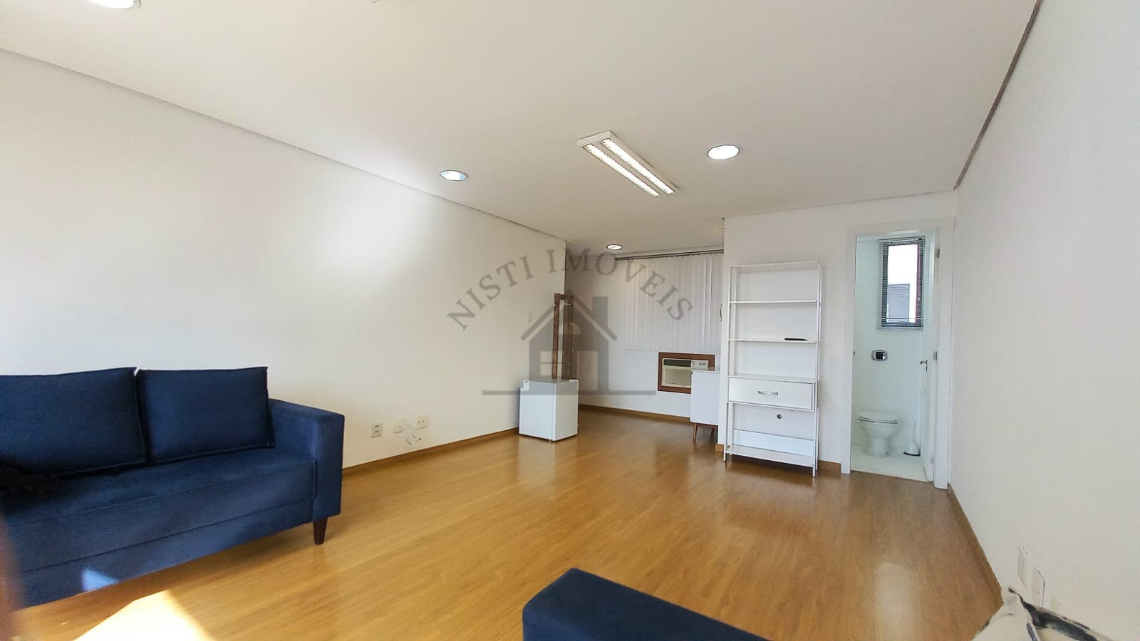 SALA COMERCIAL - BAIRRO NOBRE DE PORTO ALEGRE