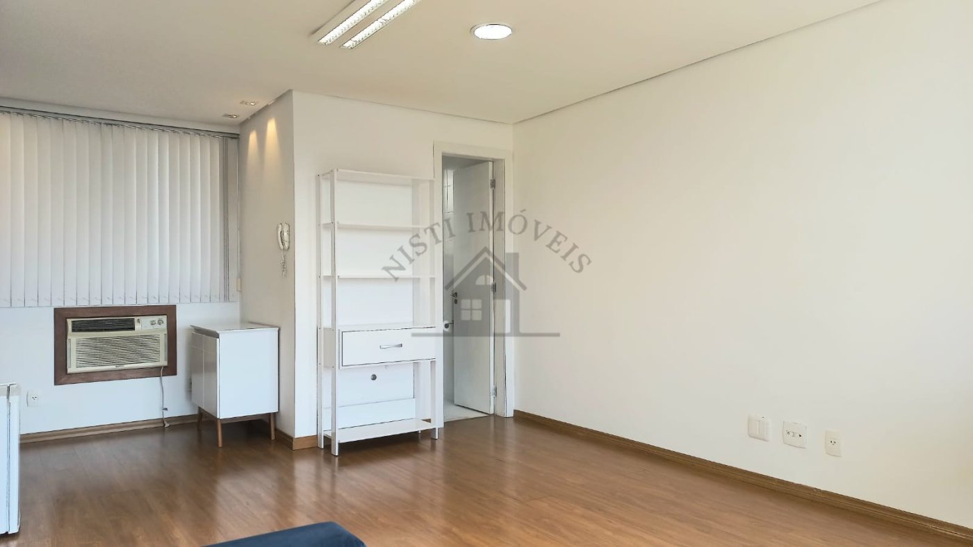 SALA COMERCIAL - BAIRRO NOBRE DE PORTO ALEGRE