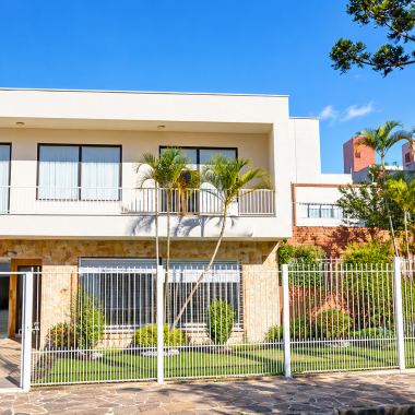 Casa 6 quartos para Venda no bairro Jardim São Pedro em Porto Alegre