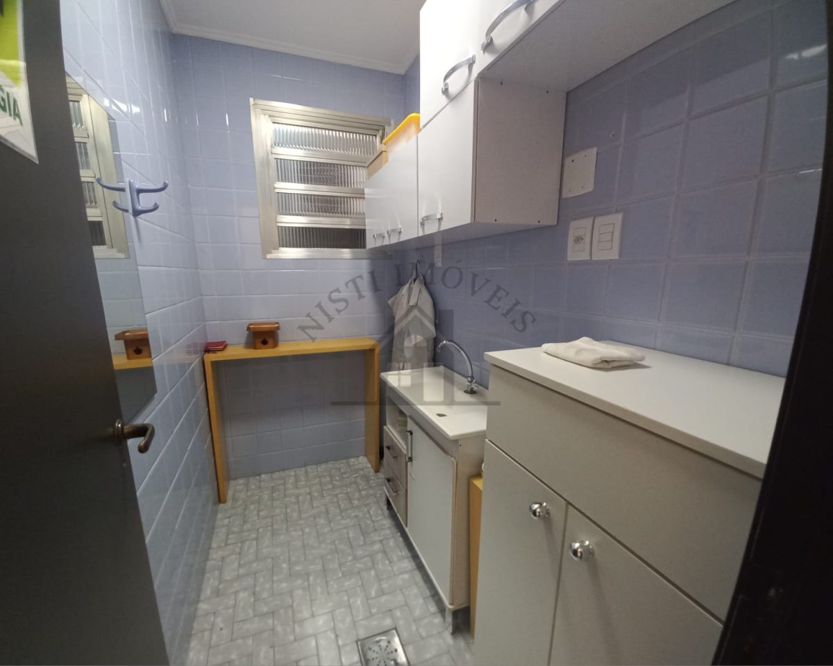 Casa 6 quartos para Venda no bairro Jardim São Pedro em Porto Alegre