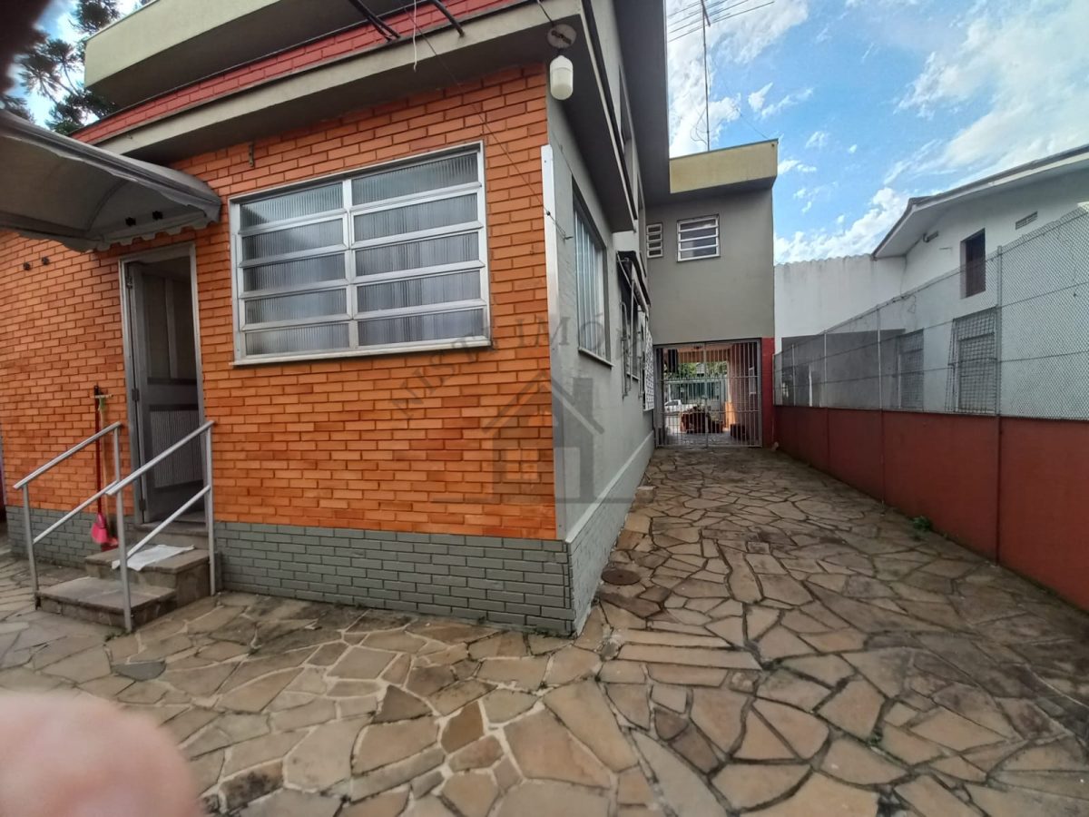 Casa 6 quartos para Venda no bairro Jardim São Pedro em Porto Alegre