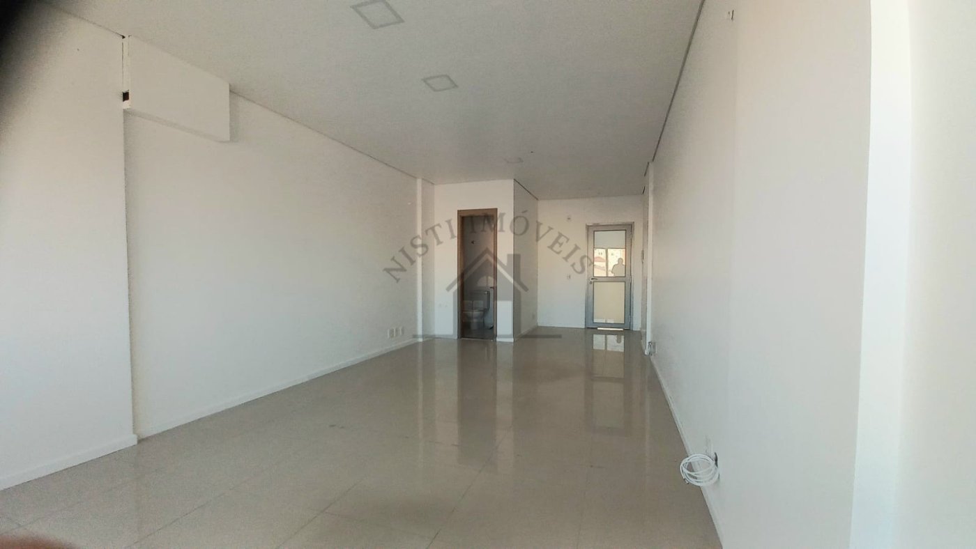 SALA COMERCIAL NOVA EM CONDOMINIO OFFICE