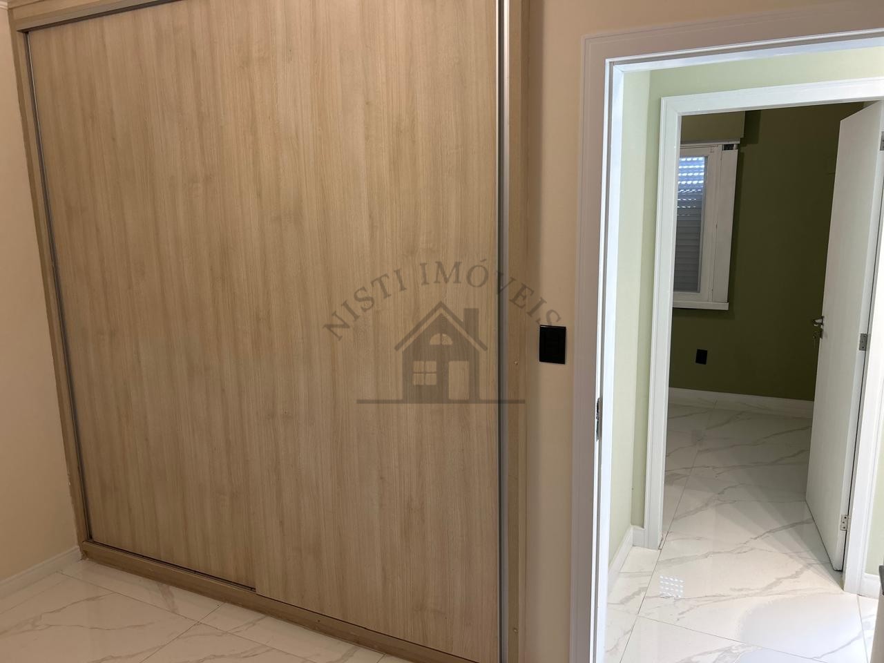 CASA 3 DORMITÓRIOS - GARAGEM 4 CARROS - JARDIM LINDÓIA - PORTO ALEGRE/RS