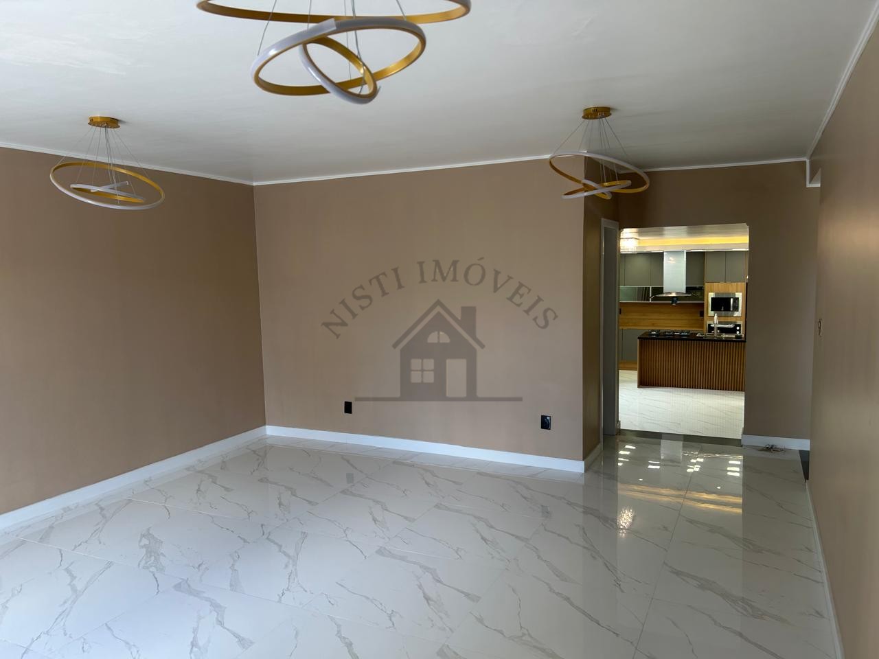 CASA 3 DORMITÓRIOS - GARAGEM 4 CARROS - JARDIM LINDÓIA - PORTO ALEGRE/RS