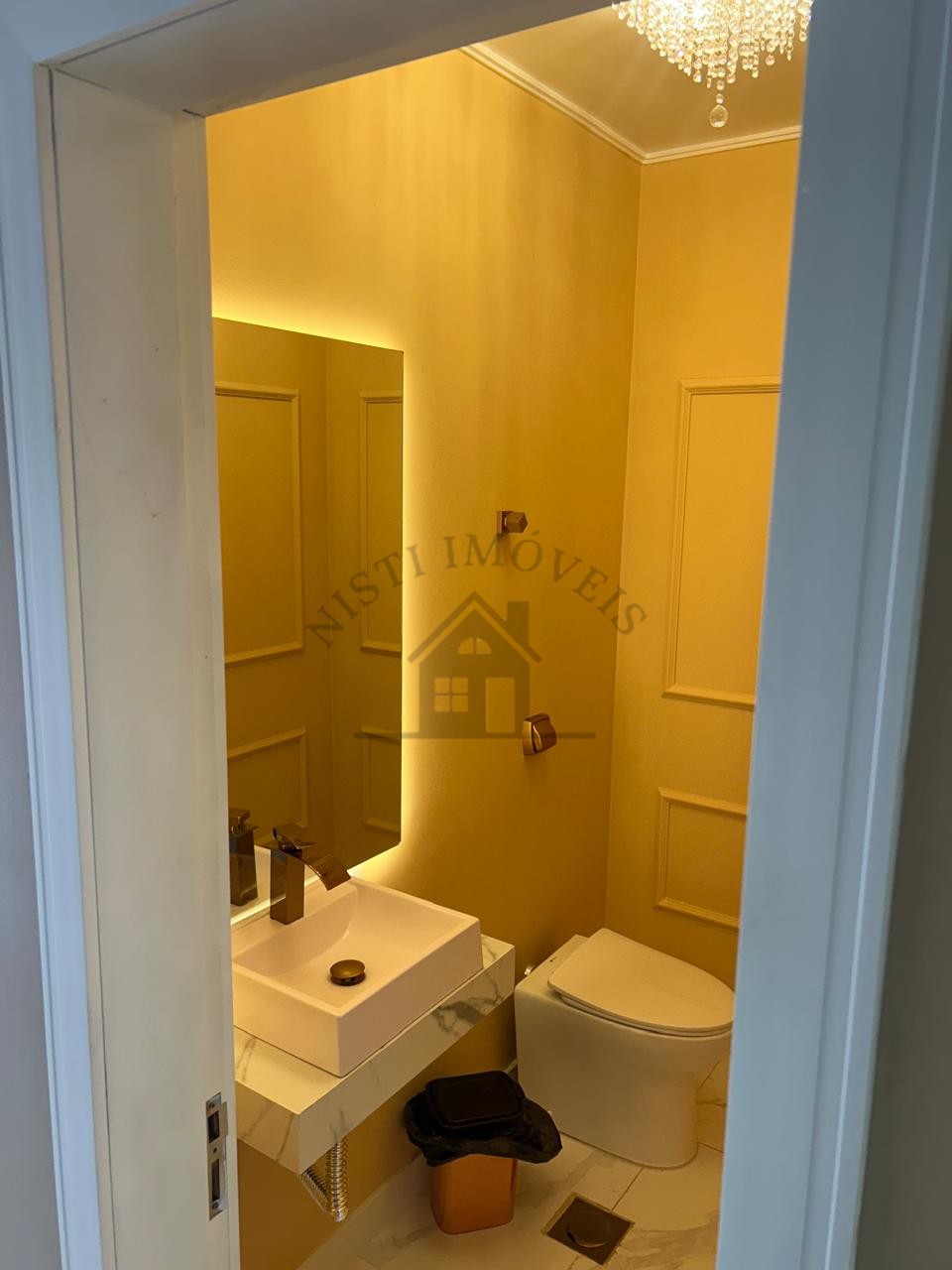 CASA 3 DORMITÓRIOS - GARAGEM 4 CARROS - JARDIM LINDÓIA - PORTO ALEGRE/RS