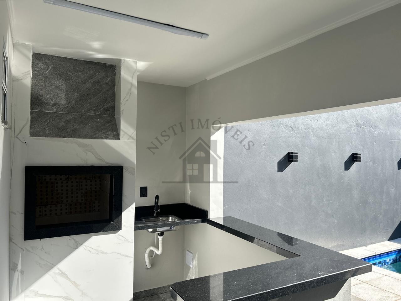 CASA 3 DORMITÓRIOS - GARAGEM 4 CARROS - JARDIM LINDÓIA - PORTO ALEGRE/RS